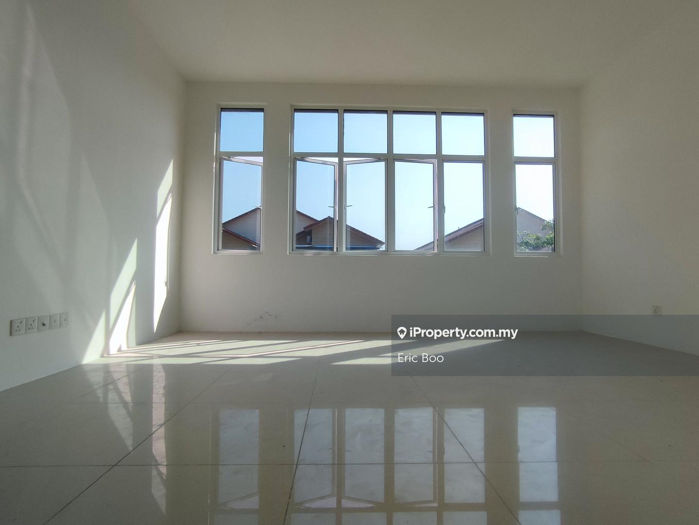 Semi-Detached House for Sale in Double Storey SemiD Hijauan Hills, Simpang Ampat by Eric Boo - iProperty.com.my