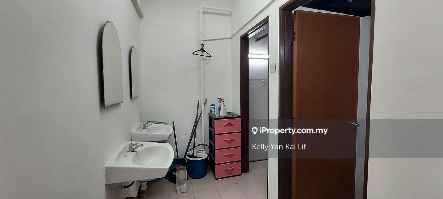 Shop-Office for Sale in Bandar Baru Ampang, Ampang by Kelly Yan Kai Lit - iProperty.com.my