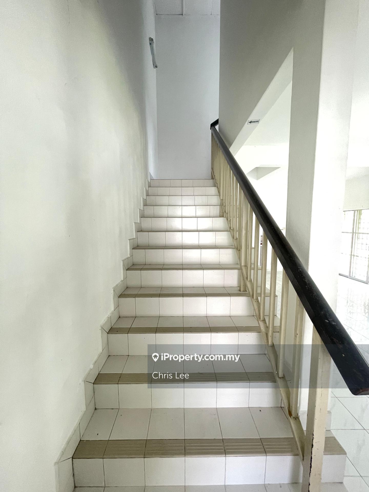 Rumah Berangkai 2 Tingkat untuk Dijual di Taman Putra Prima, Puchong oleh Chris Lee - iProperty.com.my