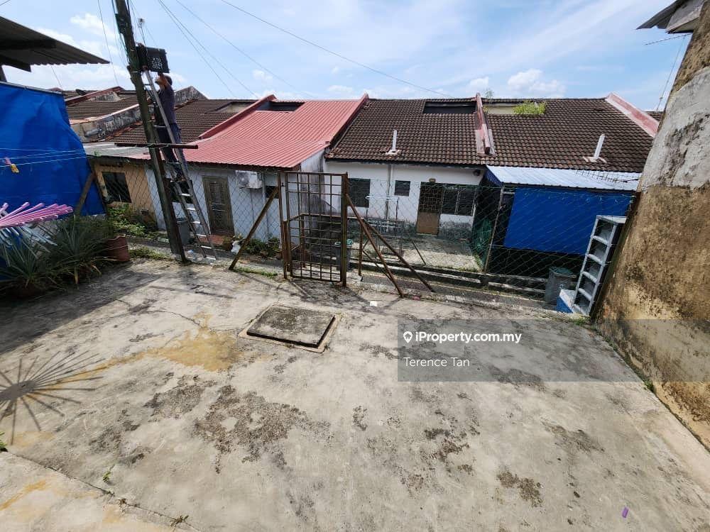 Rumah Berangkai 1 Tingkat untuk Dijual di Taman Sri Saujana, Kota Tinggi oleh Terence Tan - iProperty.com.my