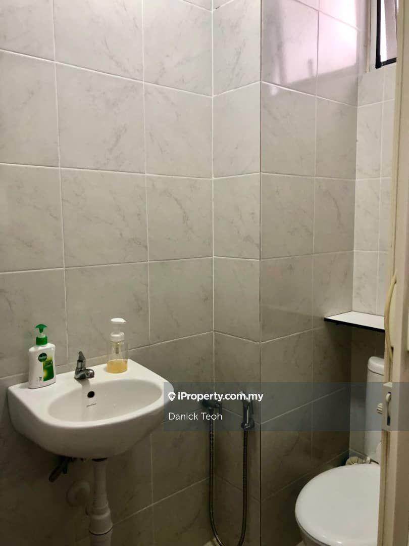 Kondominium untuk Dijual di Surin Condominium oleh Danick Teoh - iProperty.com.my