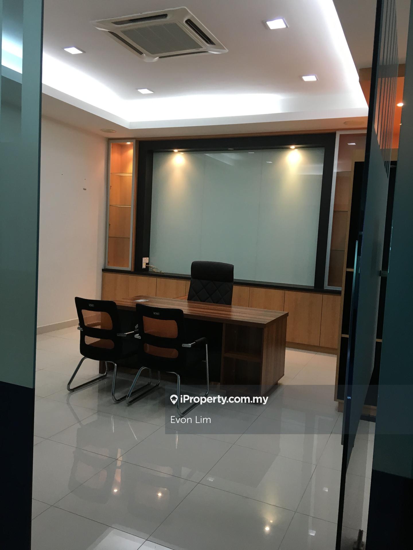 Semi-D Komersial untuk Disewa di Batu Caves, Selangor oleh Evon Lim - iProperty.com.my