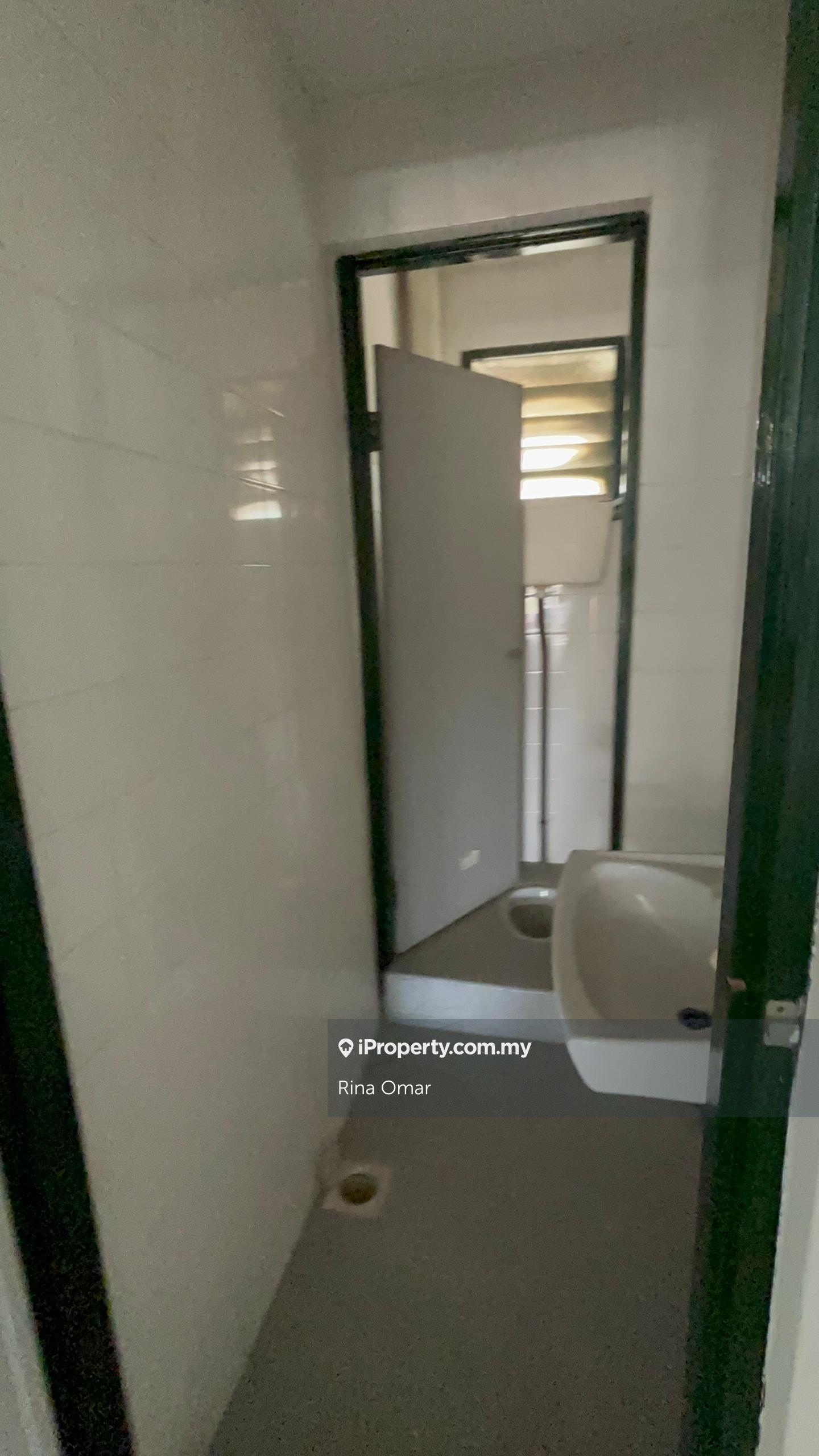 Shop-Office for Sale in Bercham, Ipoh by Rina Omar - iProperty.com.my