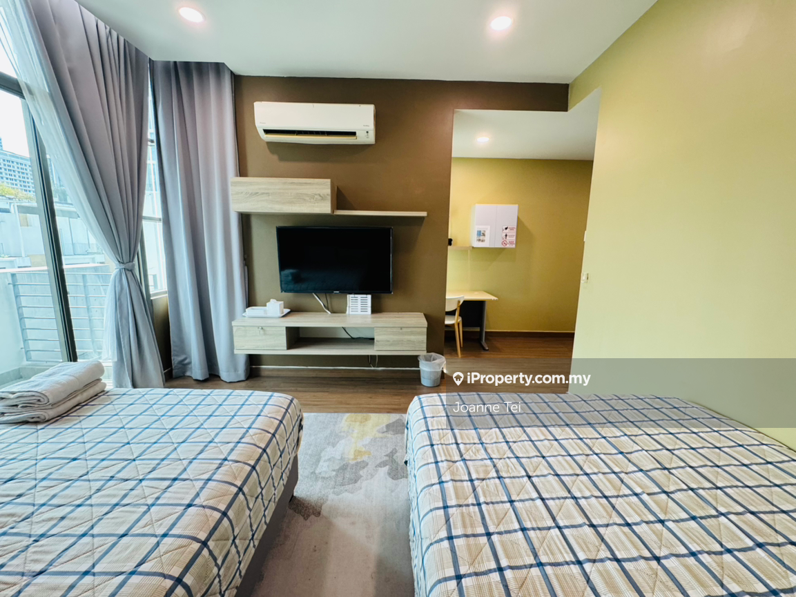 Rumah Berangkai 3 Tingkat untuk Dijual di Lake Point Residence, Cyberjaya oleh Joanne Tei - iProperty.com.my