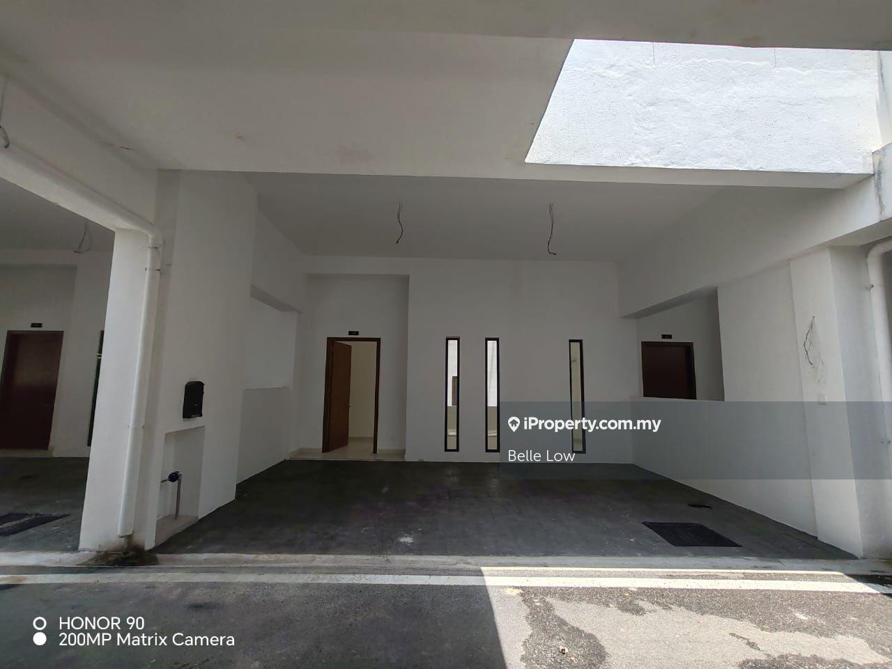 4-storey Terraced House for Sale in Damansara Perdana, Selangor by Belle Low - iProperty.com.my