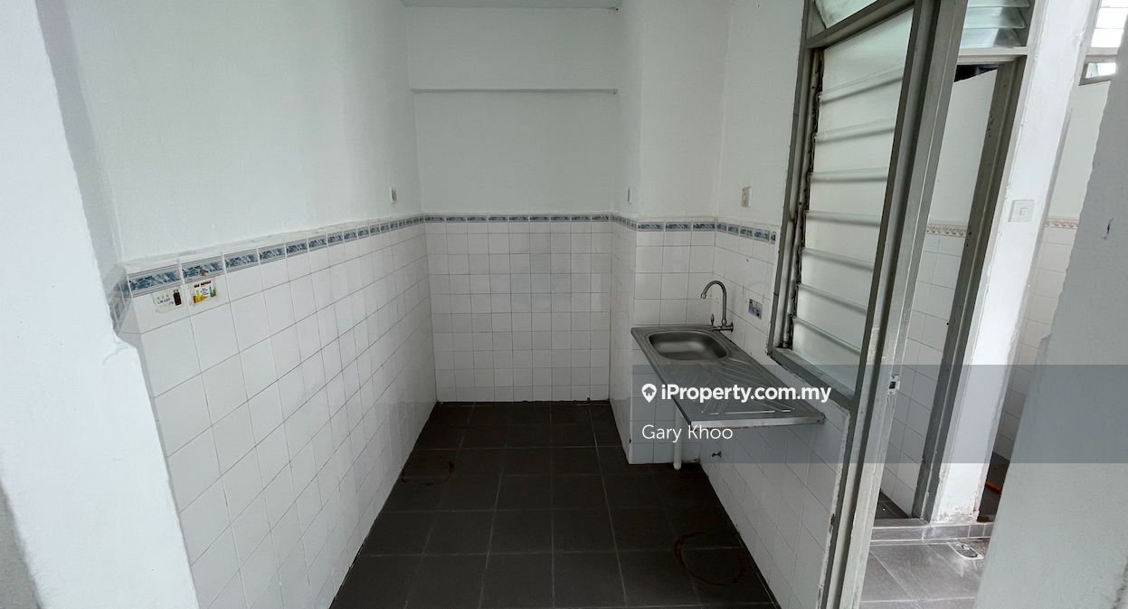 Flat for Sale in Taman Terubong Indah (Majestic Heights) by Gary Khoo - iProperty.com.my