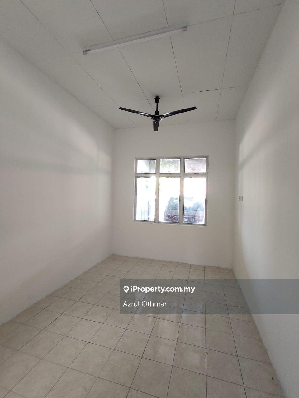 1-storey Terraced House for Sale in Taman Mantau Indah 2, Seremban by Azrul Othman - iProperty.com.my