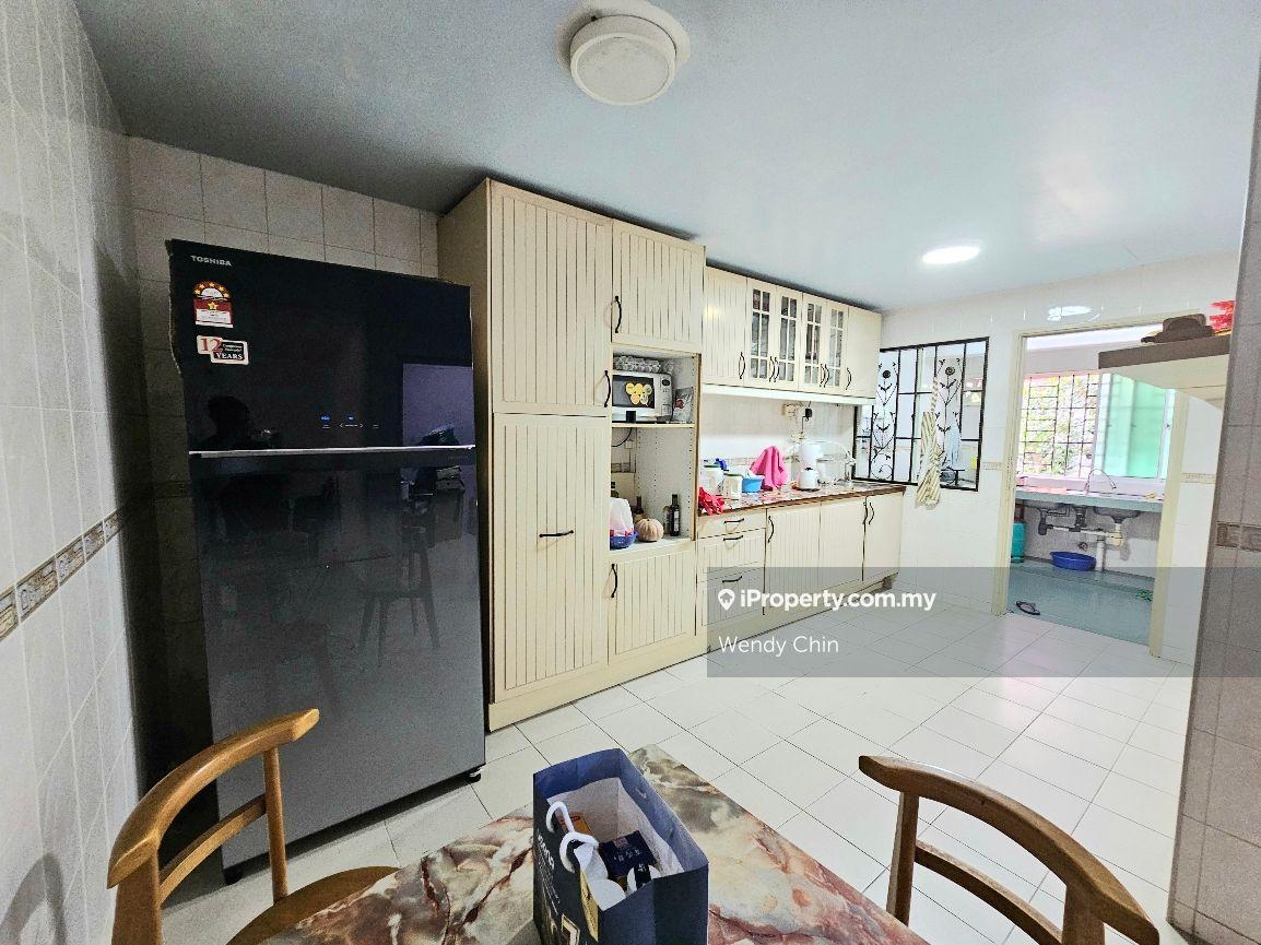 2.5-storey Terraced House for Sale in Taman Meranti Jaya, Puchong by Wendy Chin - iProperty.com.my