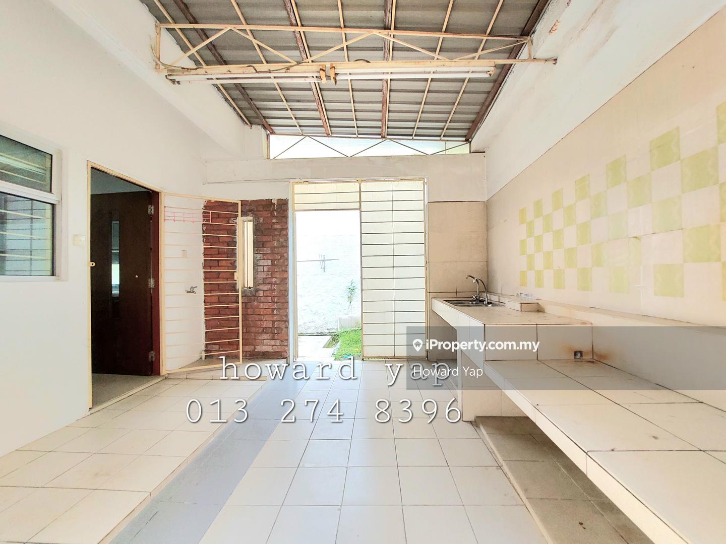 Rumah Berkembar untuk Dijual di Taman Desa, Taman Desa oleh Howard Yap - iProperty.com.my