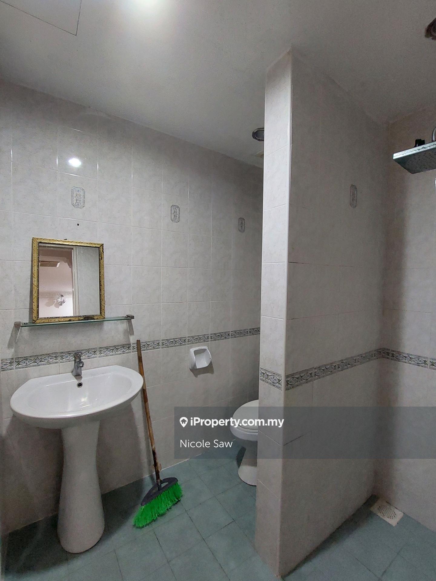 3-storey Terraced House for Sale in Taman Tasik Indah, Mastiara, Jalan Ipoh by Nicole Saw - iProperty.com.my
