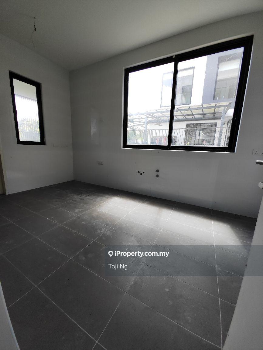 Semi-Detached House for Sale in Bandar Mahkota Cheras, Cheras by Toji Ng - iProperty.com.my