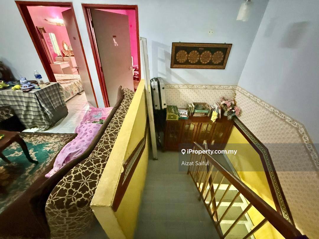 Rumah Teres untuk Dijual di Seksyen 4, Bangi oleh Aizat Saiful - iProperty.com.my