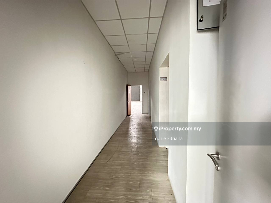 Semi-D Komersial untuk Dijual di Temasya Glenmarie, Glenmarie oleh Yunie Fitriana - iProperty.com.my