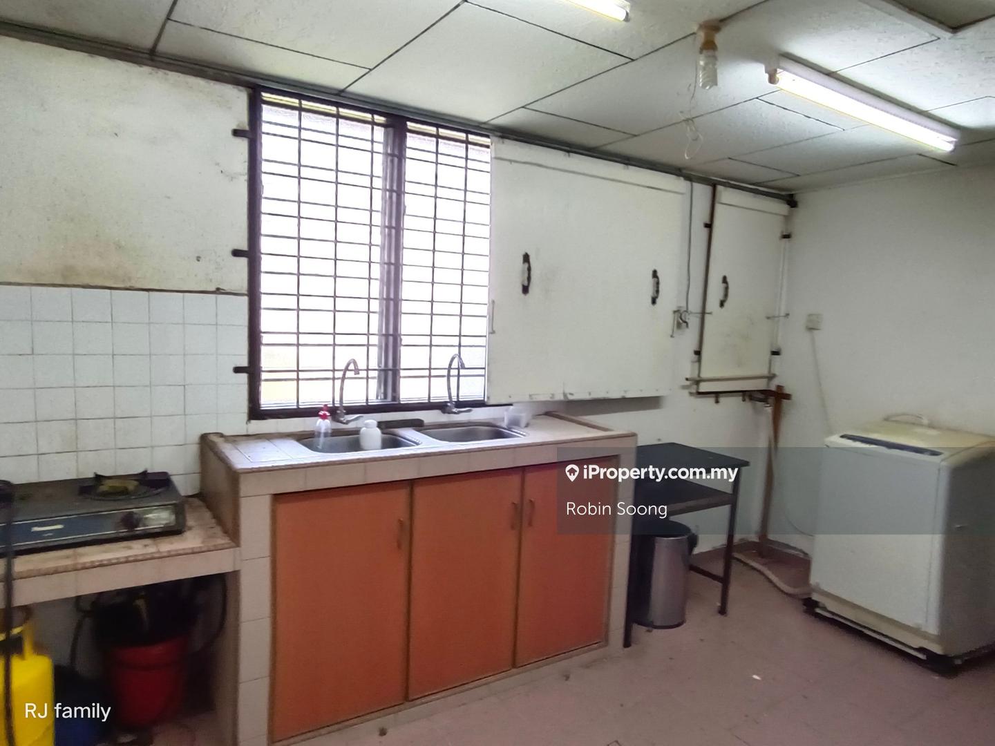 Bungalow House for Sale in Taman Muhibbah, Klebang by Robin Soong - iProperty.com.my
