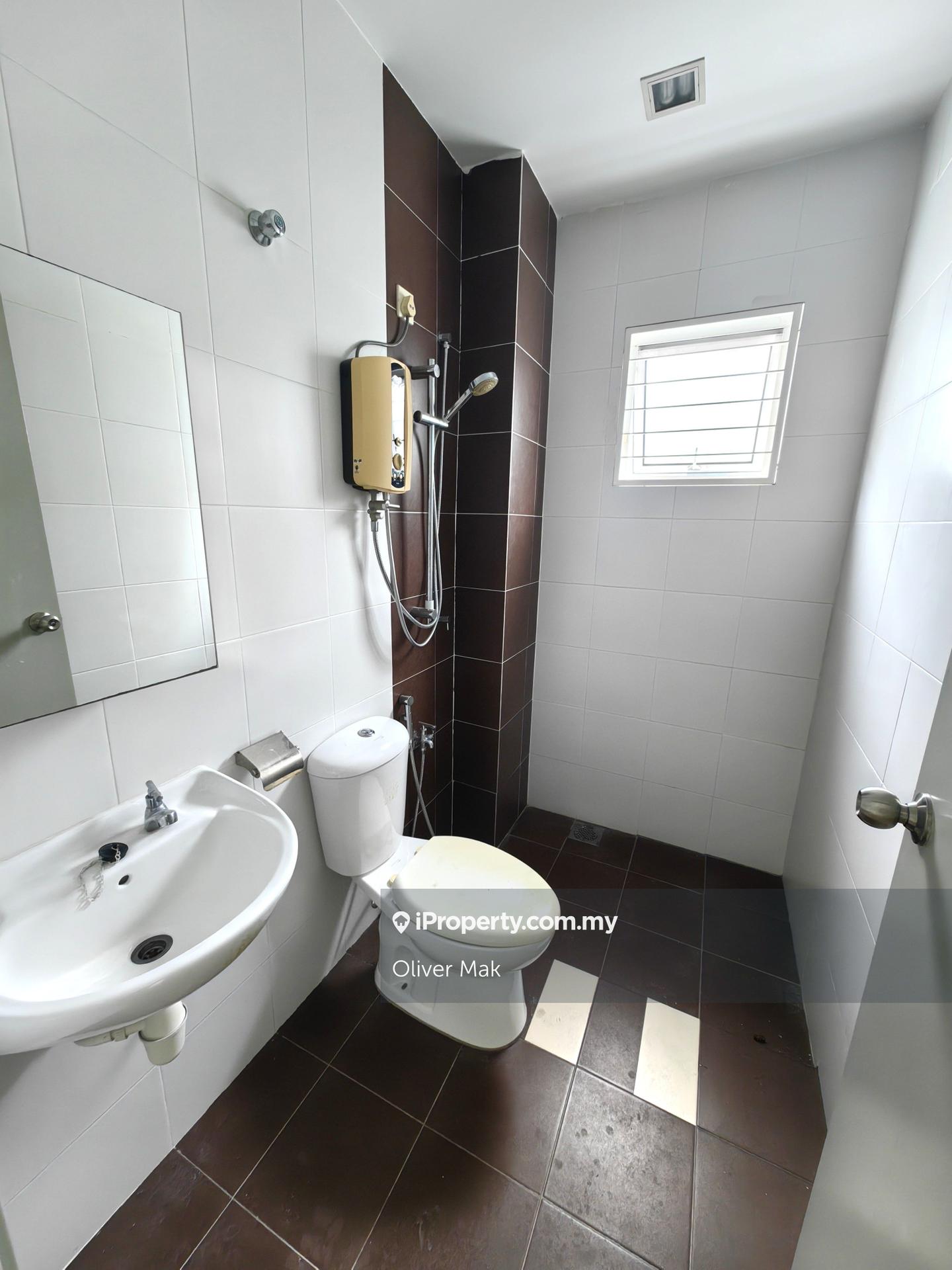 Rumah Berangkai 3 Tingkat untuk Dijual di Seri Jalil, Bukit Jalil oleh Oliver Mak - iProperty.com.my