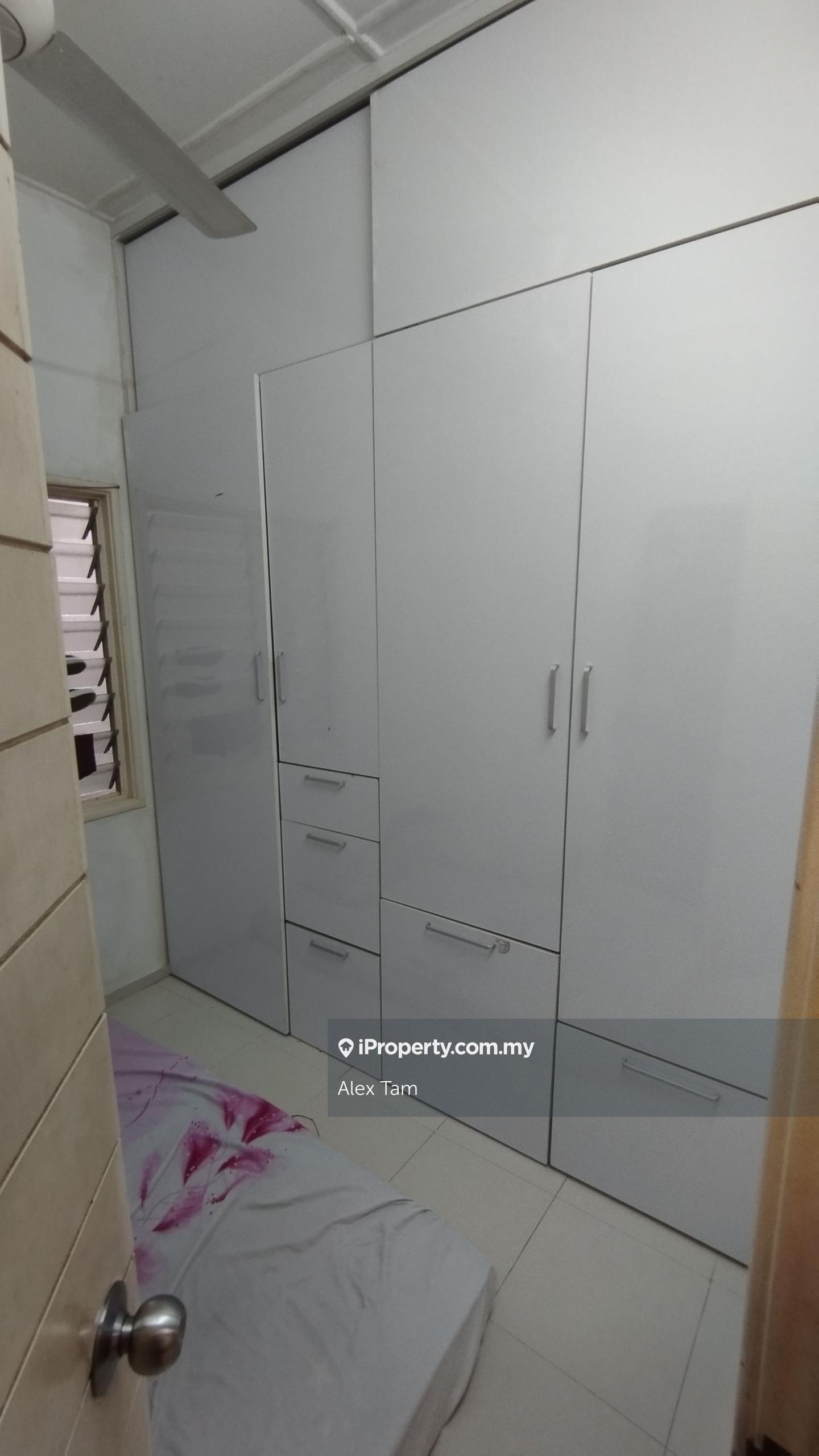 Flat for Sale in Sri Begonia by Alex Tam - iProperty.com.my