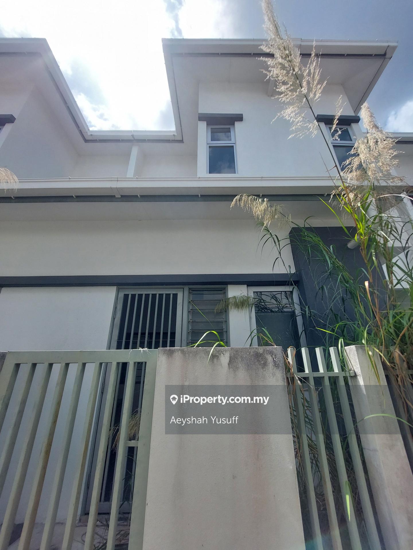 2-storey Terraced House for Sale in Bandar Hillpark, Bandar Puncak Alam, Puncak Alam by Aeyshah Yusuff - iProperty.com.my
