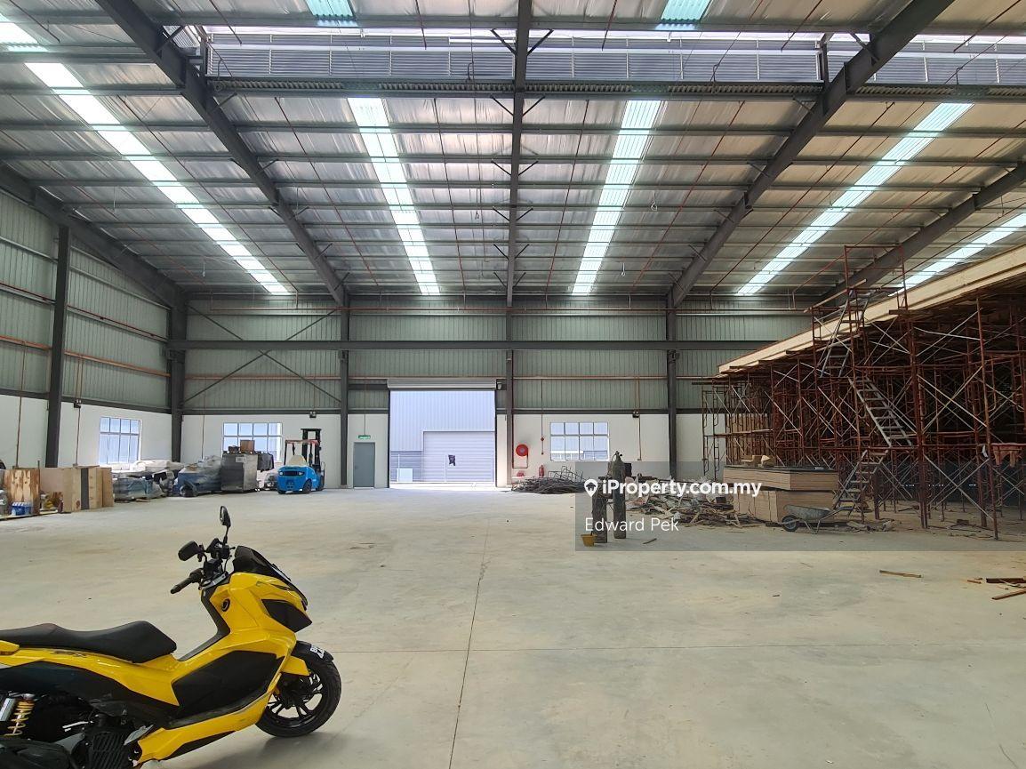 Kilang Terpisah untuk Dijual di Nilai Impian, Nilai oleh Edward Pek - iProperty.com.my