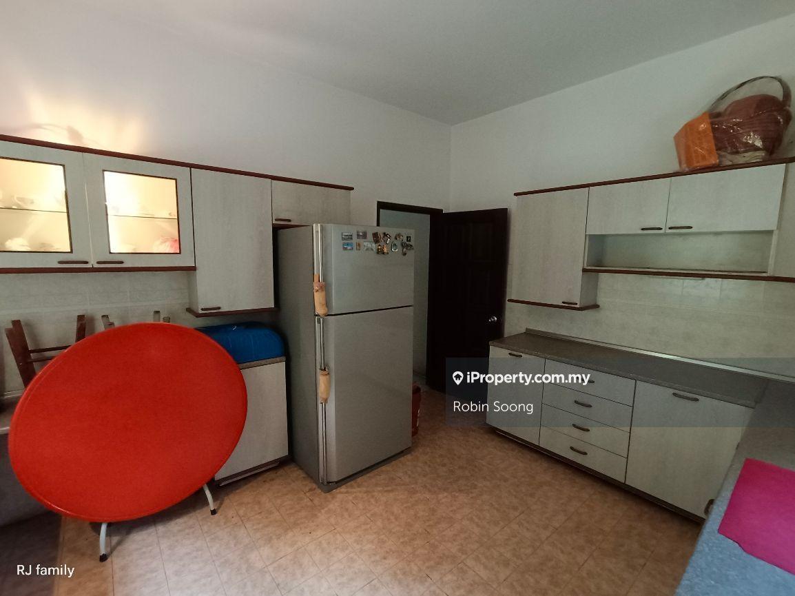 Banglo untuk Dijual di Taman Suria, Bukit Katil oleh Robin Soong - iProperty.com.my