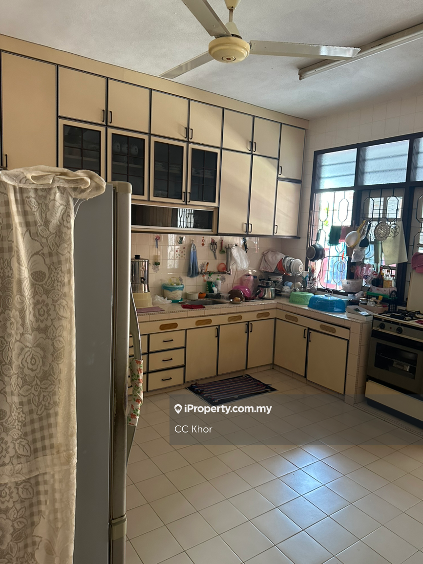 Semi-Detached House for Sale in Chabang Tiga, Kuala Terengganu by CC Khor - iProperty.com.my