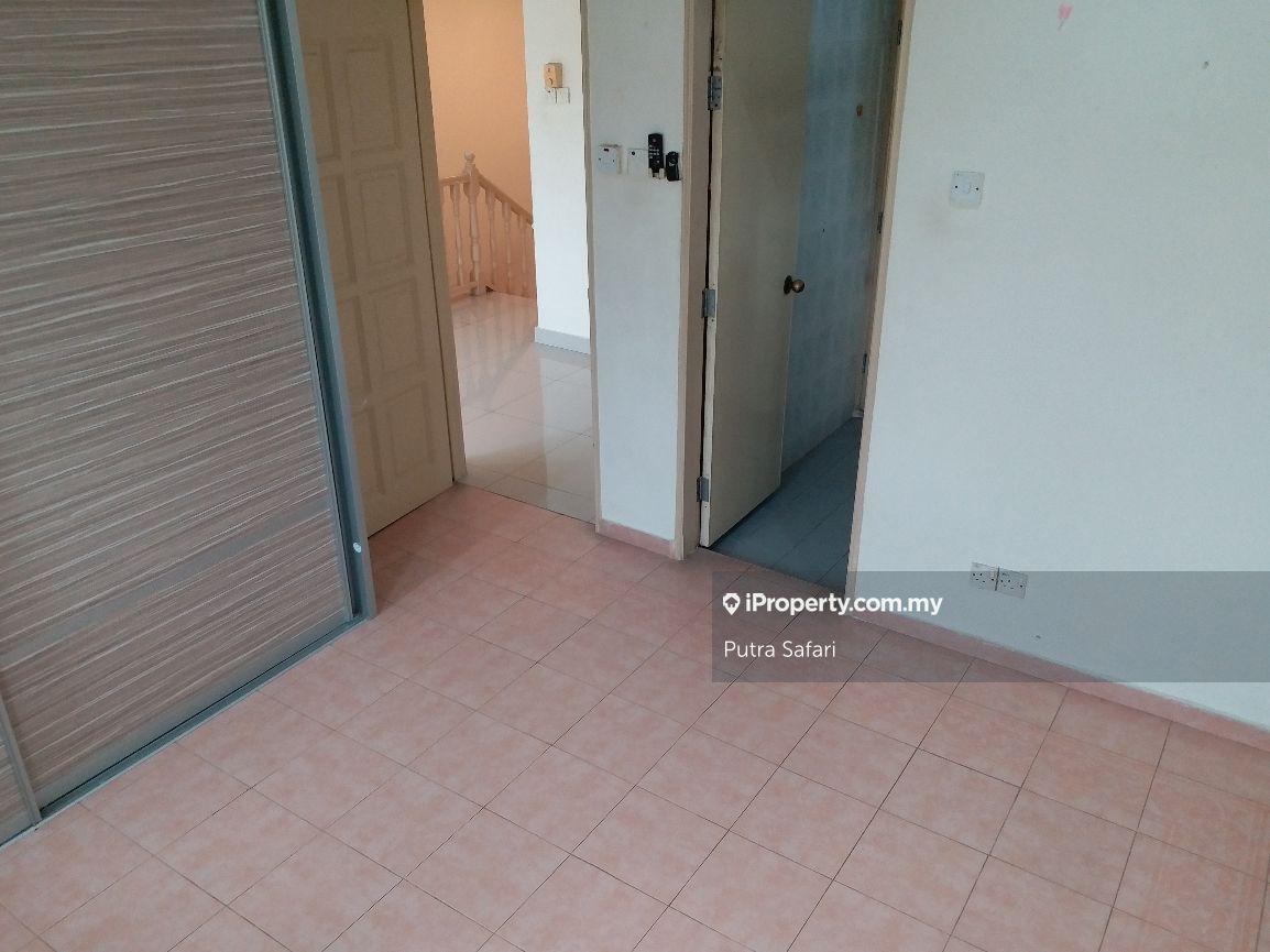 Semi-Detached House for Sale in sek 9, seksyen 9, shah alam, sec 9, section 9, Shah Alam by Putra Safari - iProperty.com.my