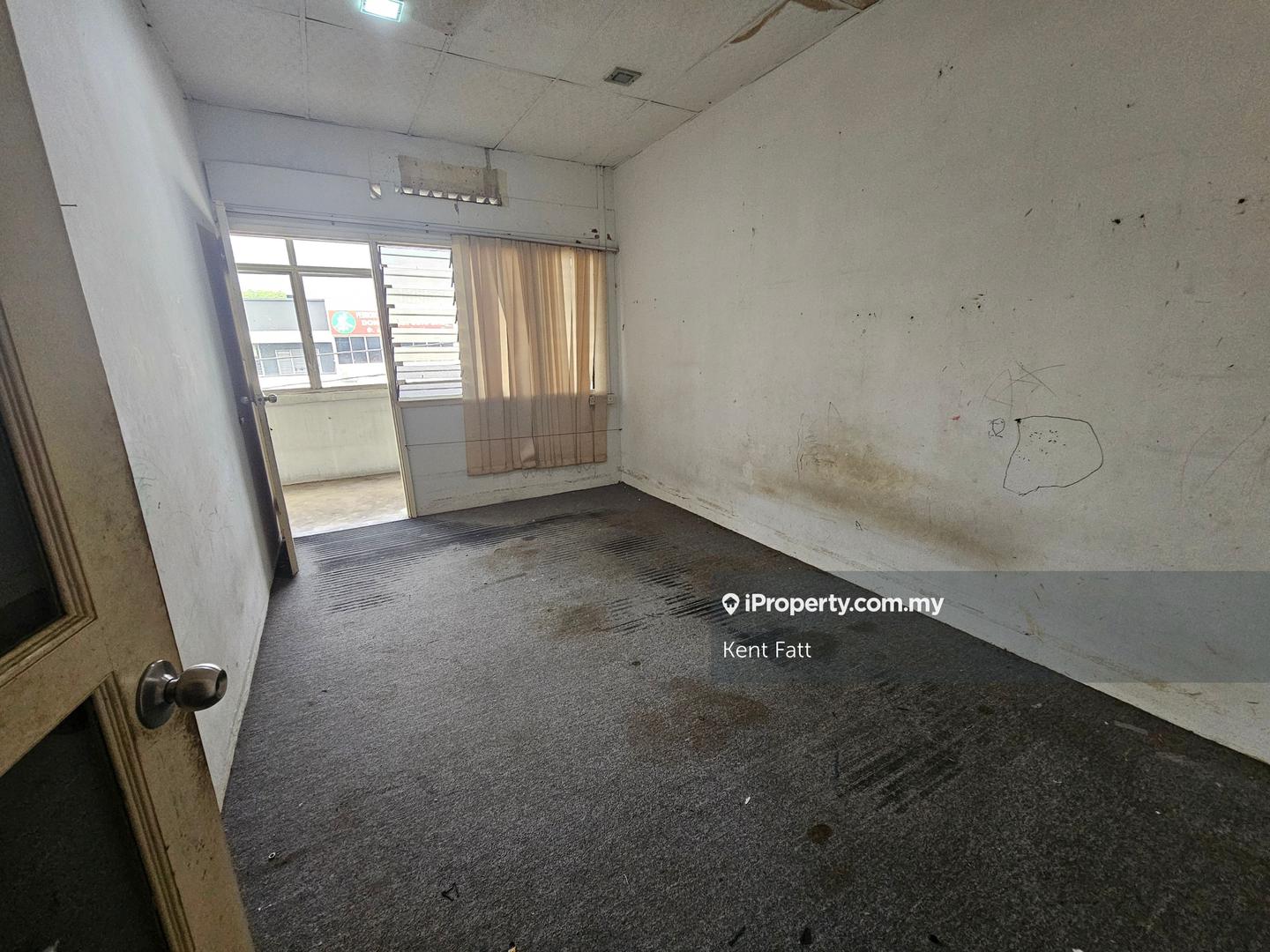 Shop for Rent in Taman Overseas Union (Taman Oug), Jalan Klang Lama (Old Klang Road) by Kent Fatt - iProperty.com.my