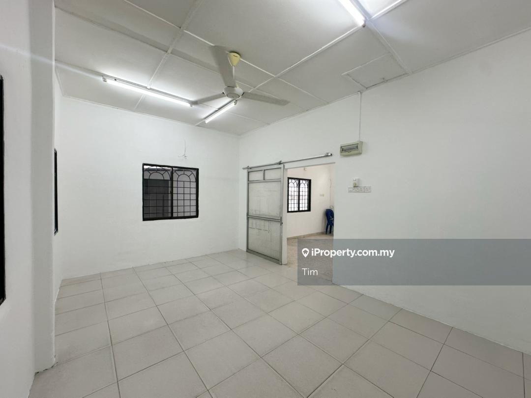 Rumah Berangkai 1 Tingkat untuk Dijual di Taman Malim Jaya, Bachang oleh Tim - iProperty.com.my