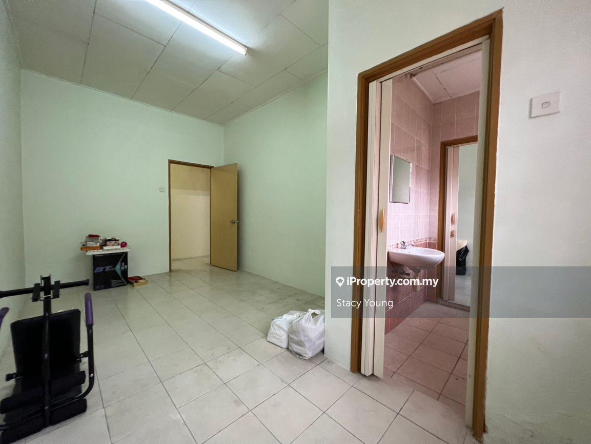 2.5-storey Terraced House for Sale in Taman Minang Ria, Cheras by Stacy Young - iProperty.com.my