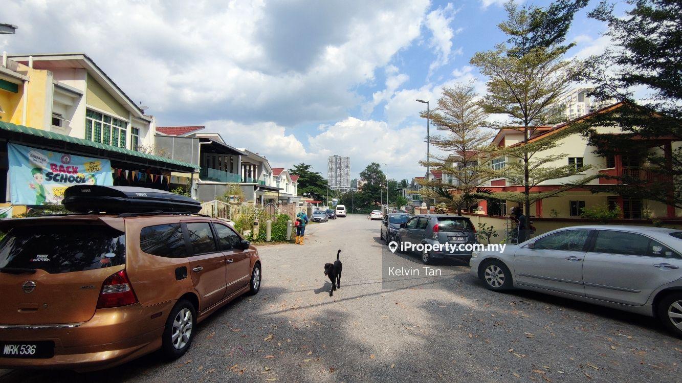 Rumah Berangkai 2 Tingkat untuk Dijual di Bandar Puchong Utama, Puchong oleh Kelvin Tan - iProperty.com.my