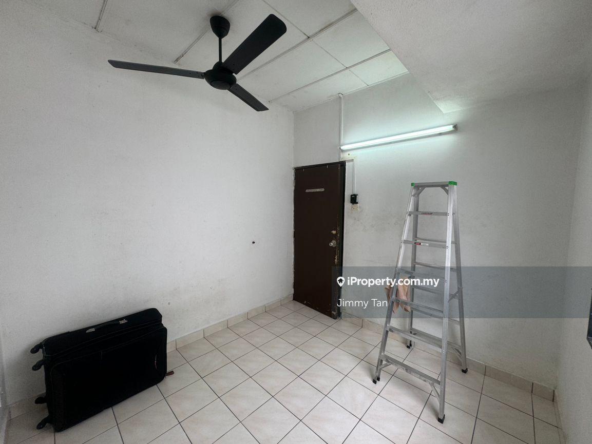 Pangsapuri untuk Dijual di Lily & Rose oleh Jimmy Tan - iProperty.com.my