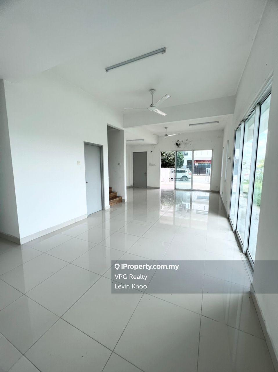 Rumah Berangkai 2.5 Tingkat untuk Dijual di (Big Corner) 2.5 Sty Bayu Legenda Anggun Rawang, Rawang oleh Levin Khoo - iProperty.com.my