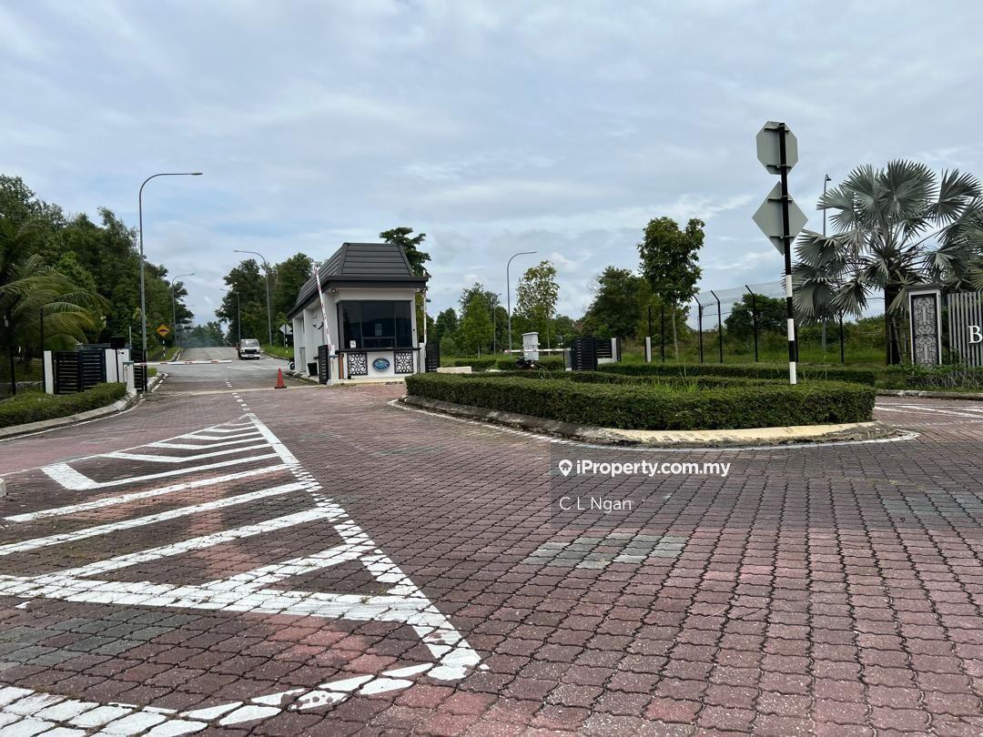 Bungalow Land for Sale in Bayu Lake Homes, Mantin by C L Ngan - iProperty.com.my