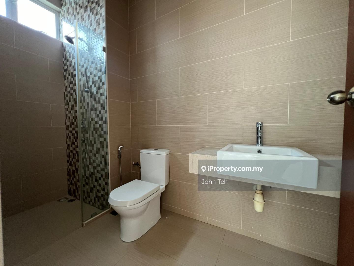 Bungalow House for Sale in Batu Feringghi, Penang by John Teh - iProperty.com.my