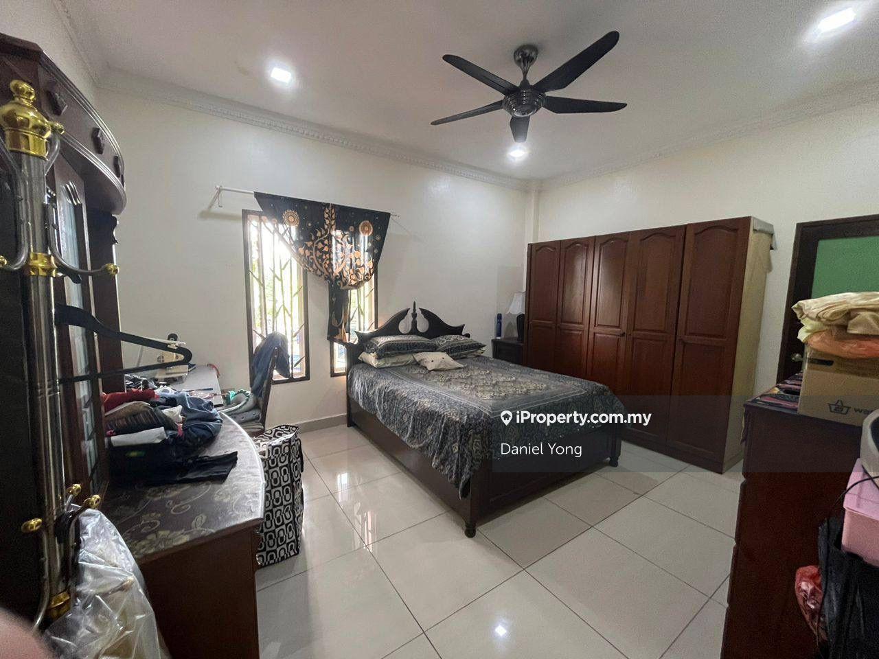 Bungalow House for Sale in Taman Kempas, Tampoi by Daniel Yong - iProperty.com.my