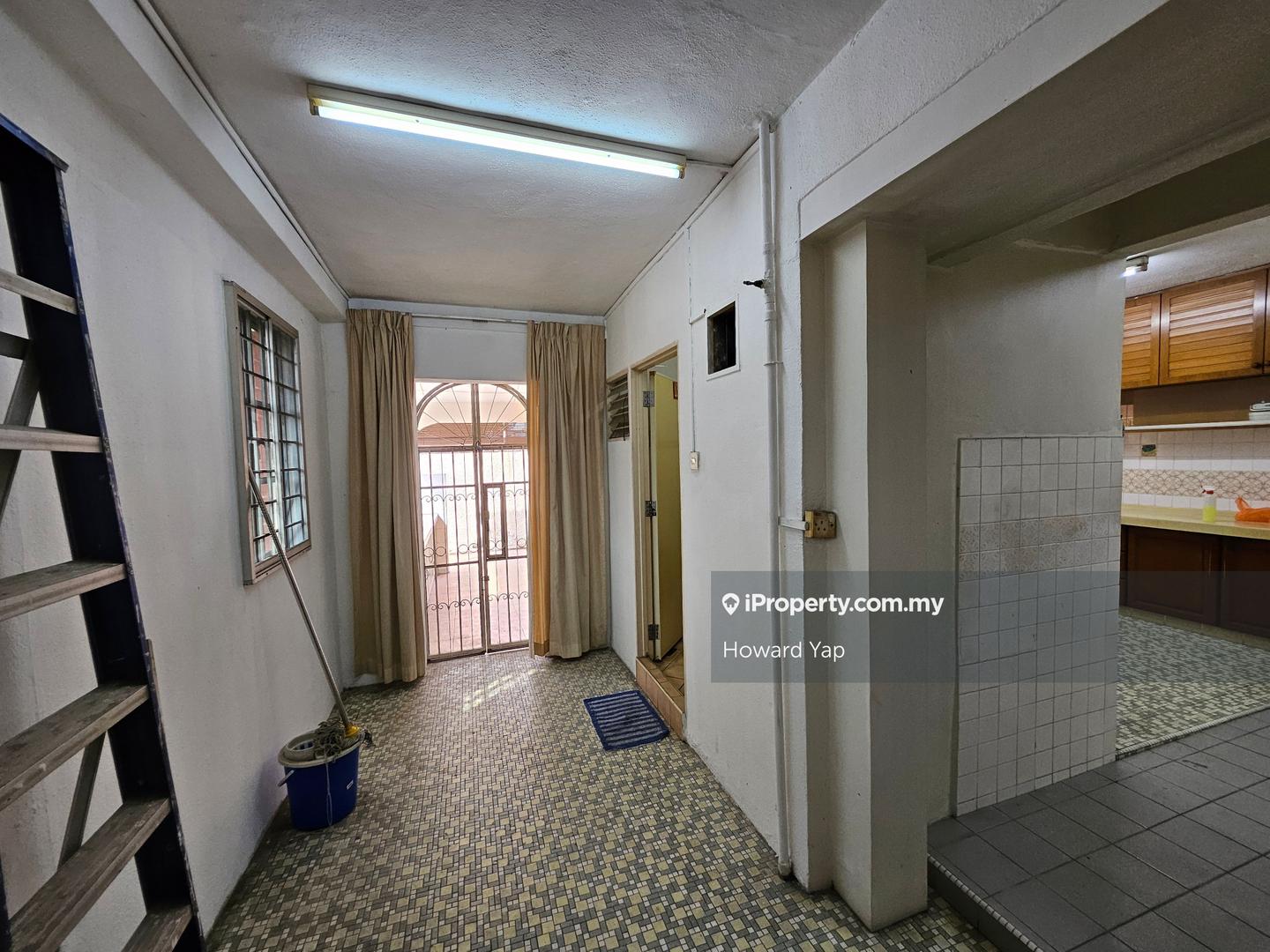 Rumah Berangkai 2 Tingkat untuk Dijual di Taman Desa, Taman Desa oleh Howard Yap - iProperty.com.my