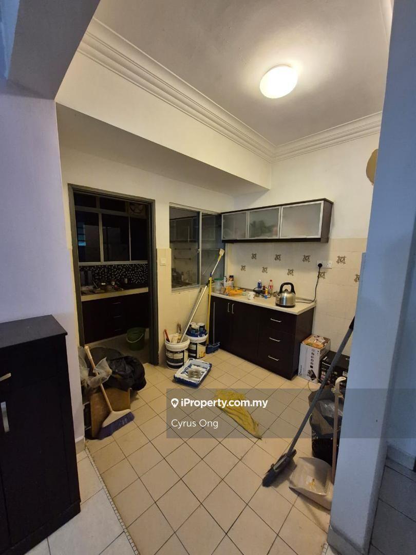 Apartment for Sale in Suria Kipark Damansara by Cyrus Ong - iProperty.com.my