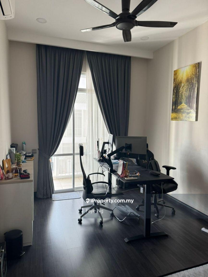 Rumah Teres untuk Dijual di Eco Majestic, Semenyih oleh Faye Ng - iProperty.com.my