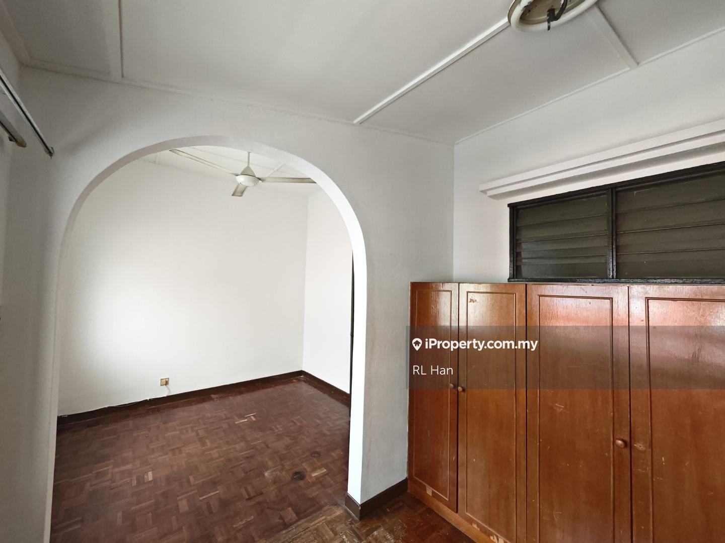 Rumah Berangkai 2 Tingkat untuk Dijual di Usj 11, Subang Jaya oleh RL Han - iProperty.com.my