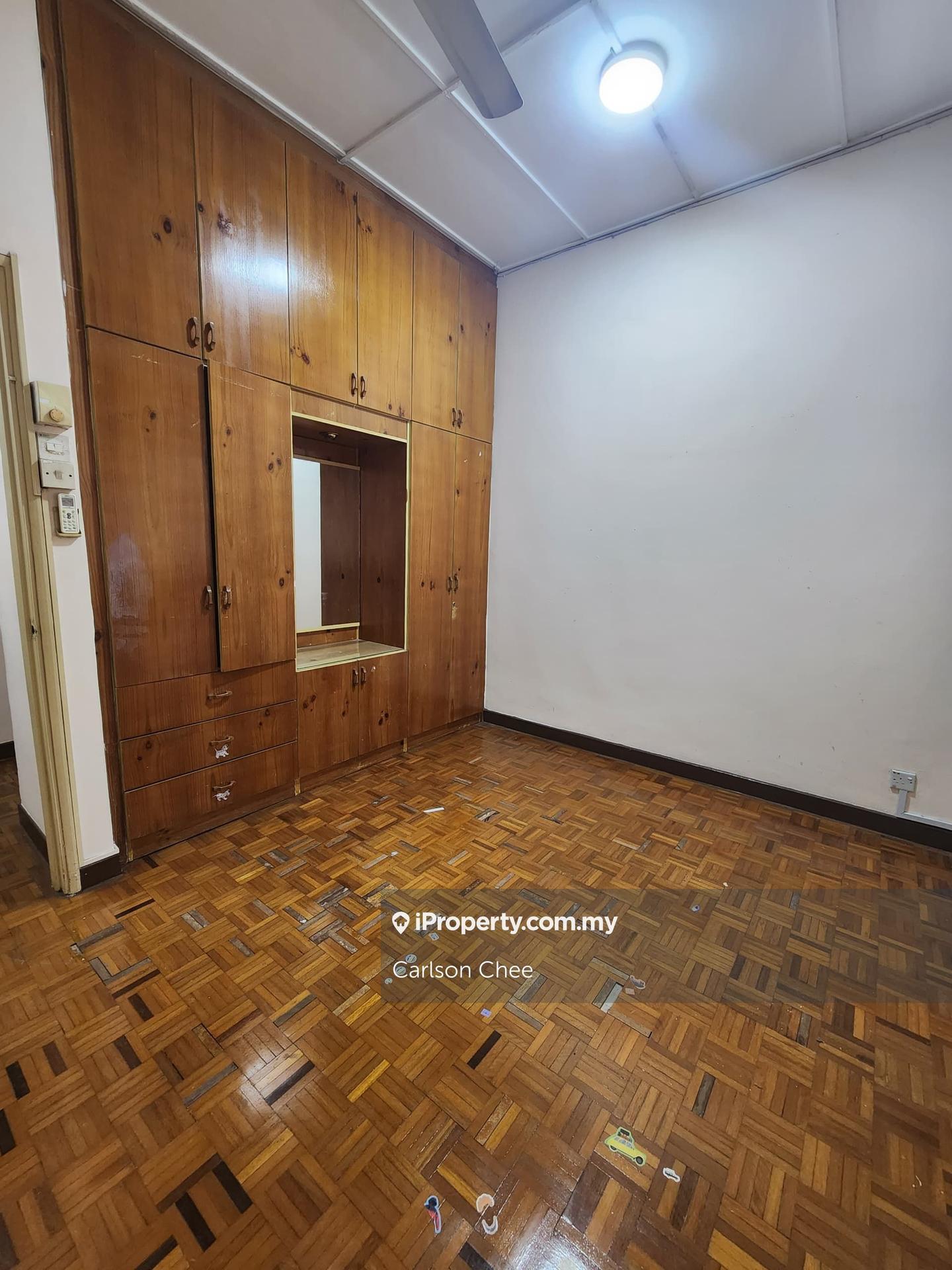 Rumah Teres untuk Dijual di Usj 4, Subang Jaya oleh Carlson Chee - iProperty.com.my