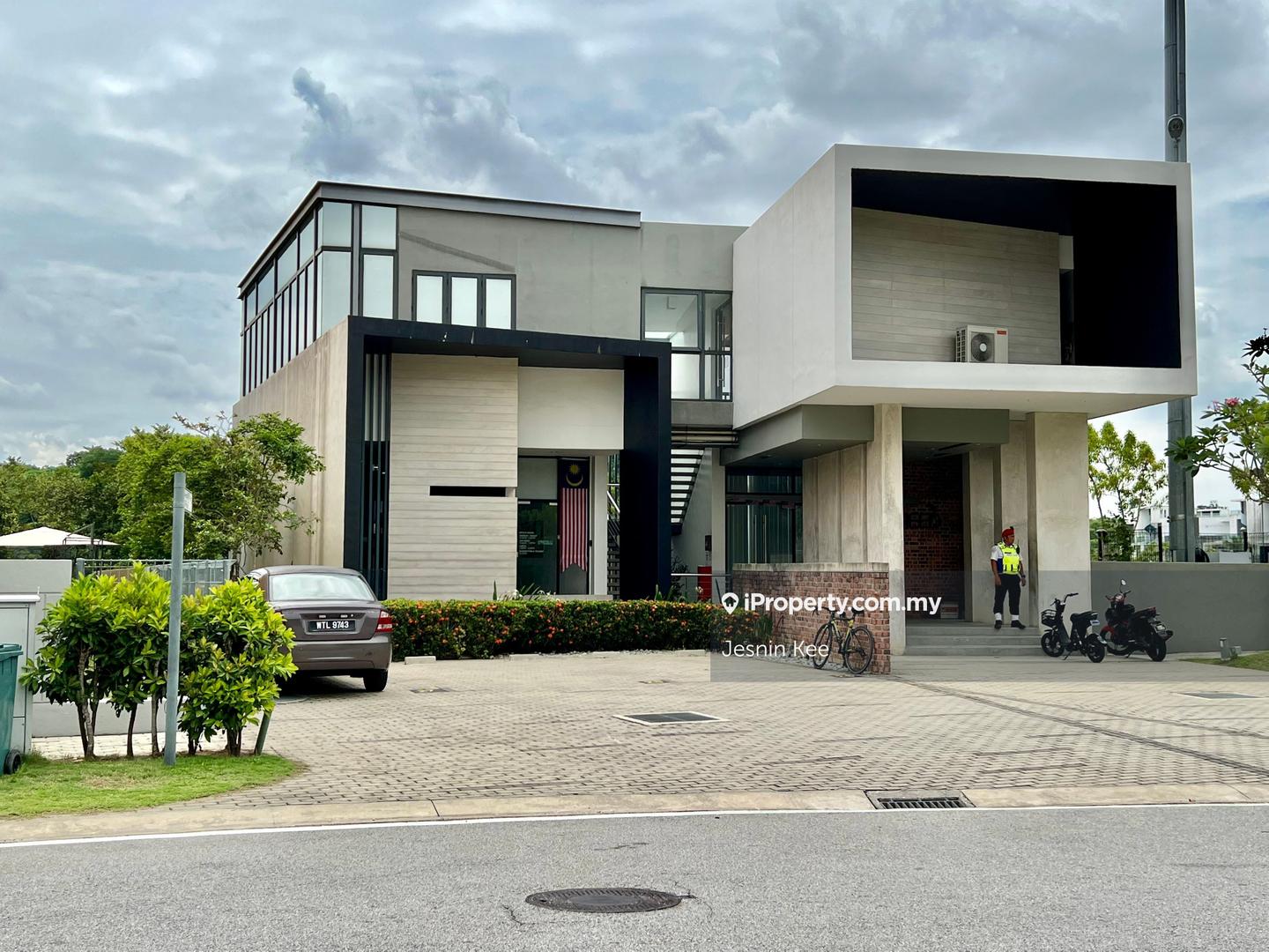 3-storey Terraced House for Sale in Lake Fields, Sungai Besi by Jesnin Kee - iProperty.com.my