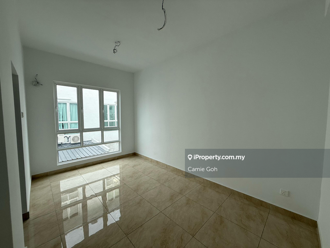 Rumah Berkembar untuk Dijual di Taman Klebang Utama, Klebang oleh Camie Goh - iProperty.com.my