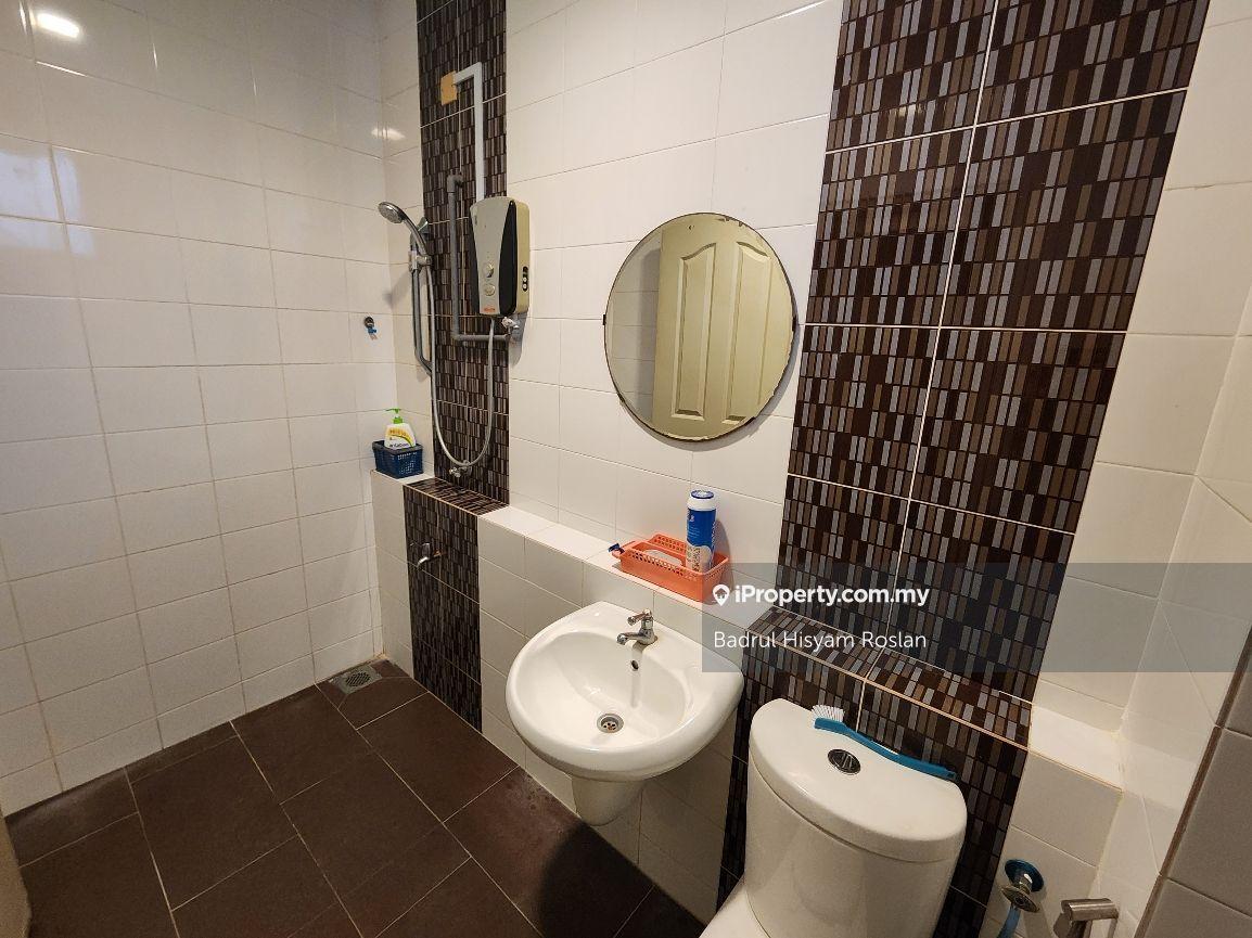Semi-Detached House for Sale in Anjung Suasana Bandar Seri Putra Bangi, Bangi by Badrul Hisyam Roslan - iProperty.com.my