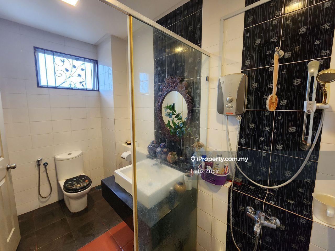 Semi-Detached House for Sale in Bandar Seri Putra, Bangi by Hafiz Zubir - iProperty.com.my