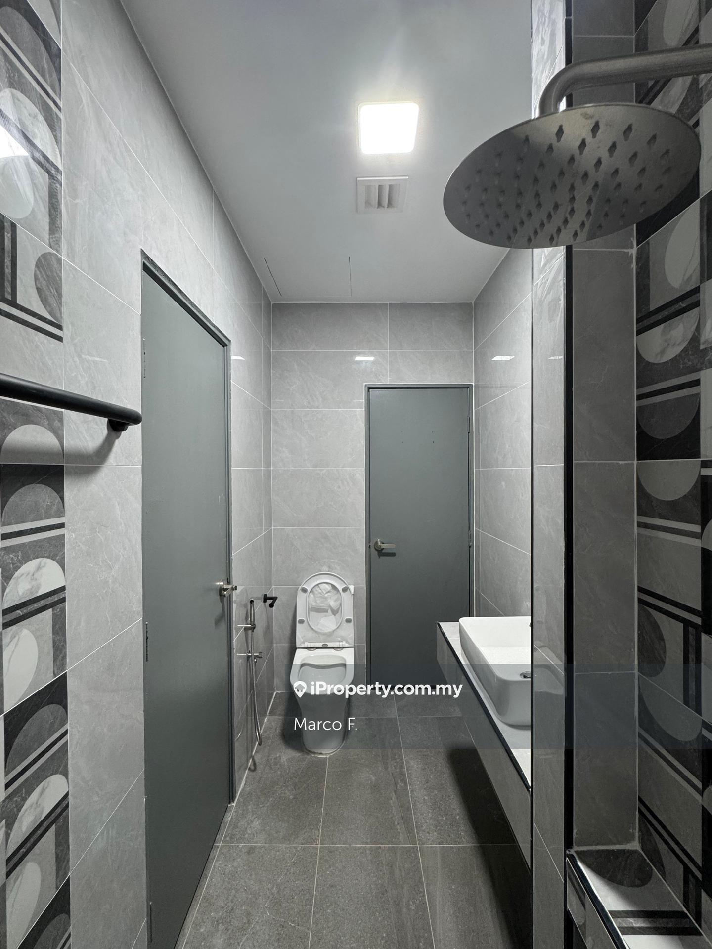 Rumah Berangkai 2 Tingkat untuk Dijual di [Newly Renovated | Below Market] Bukit Raja, Klang, Bukit Raja oleh Marco F. - iProperty.com.my