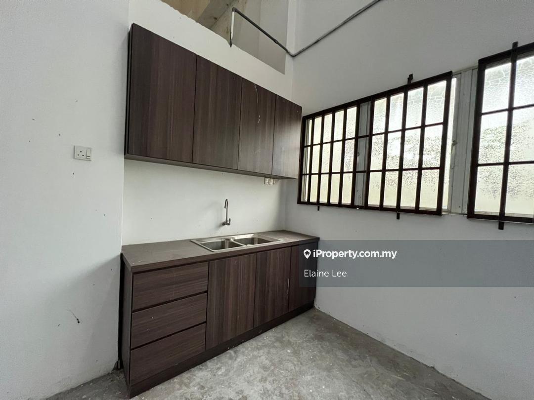 Semi-D Kilang untuk Dijual di Subang Jaya, Selangor oleh Elaine Lee - iProperty.com.my