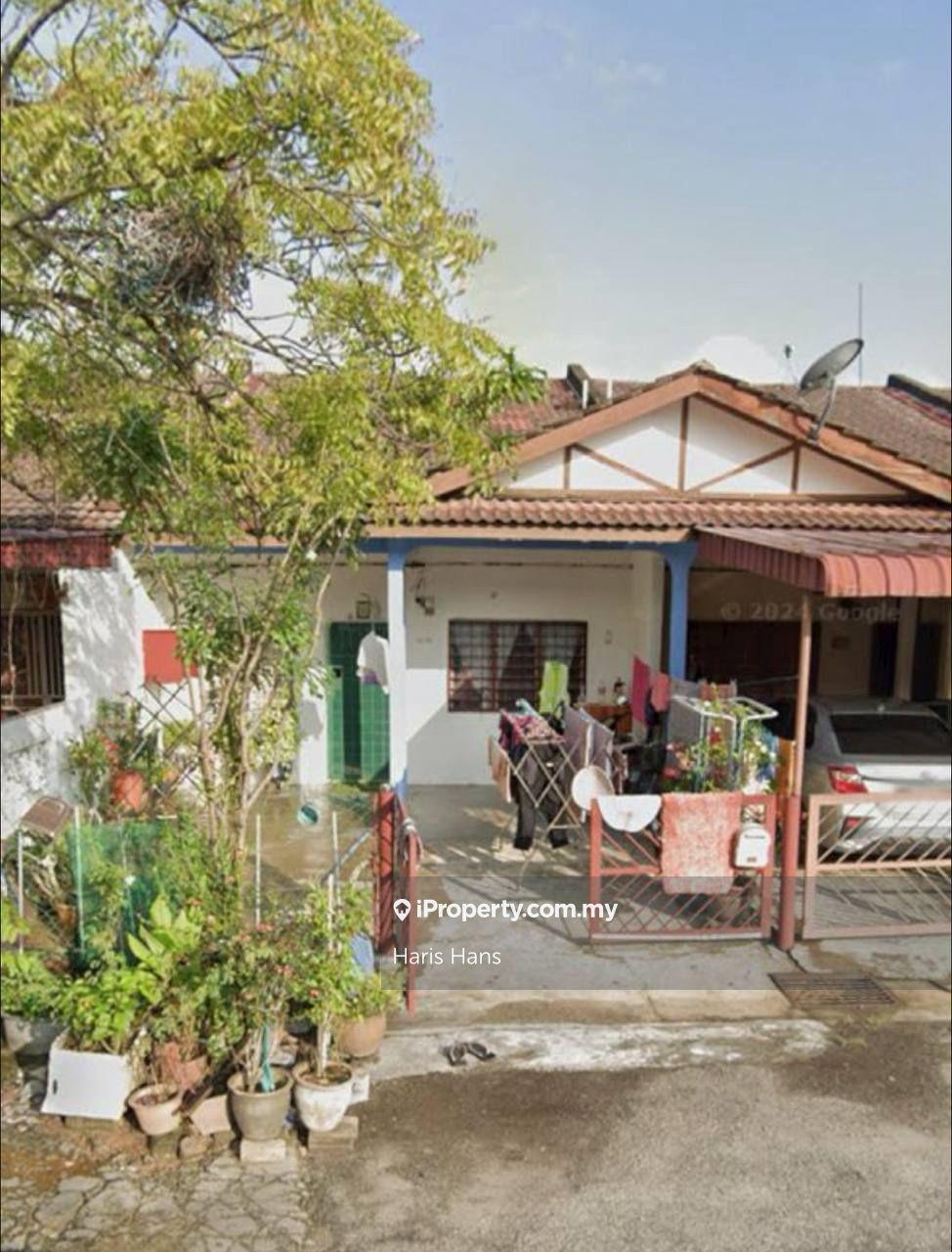 1-storey Terraced House for Sale in Taman Paduka, Kuala Selangor by Haris Hans - iProperty.com.my