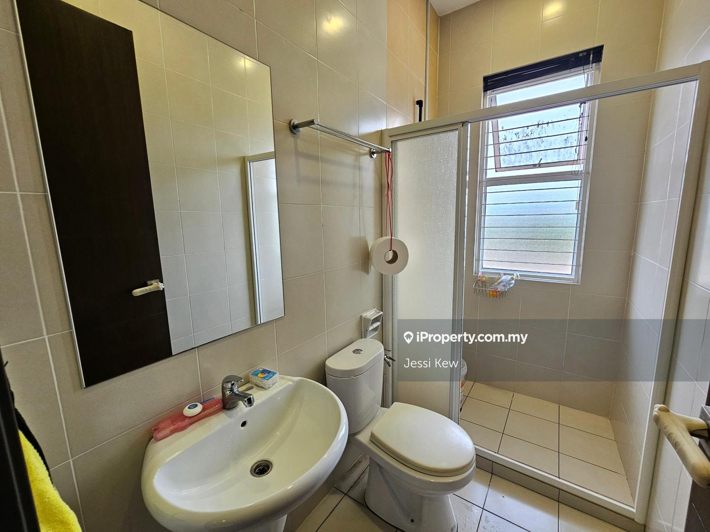 Rumah Berangkai 2.5 Tingkat untuk Dijual di Bandar Sungai Long, Bandar Sungai Long oleh Jessi Kew - iProperty.com.my