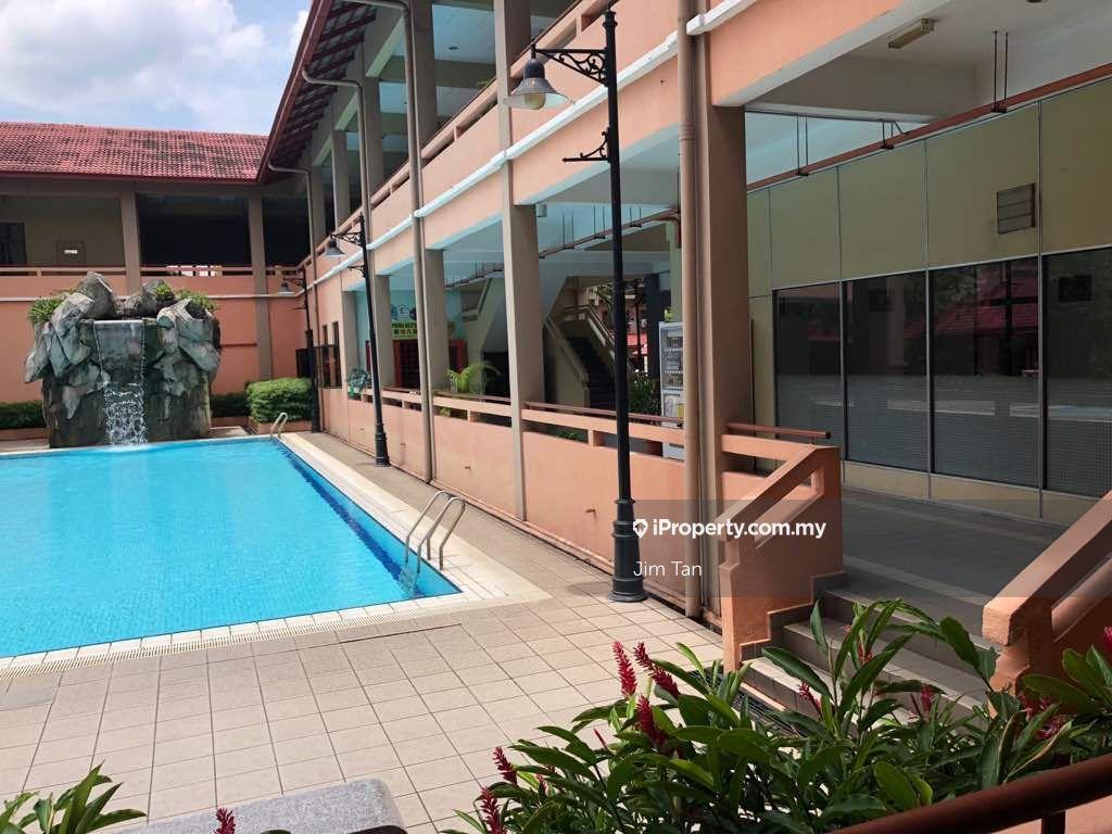 Rumah Bandar untuk Disewa di Villa Laman Tasik, Bandar Sri Permaisuri, Cheras oleh Jim Tan - iProperty.com.my