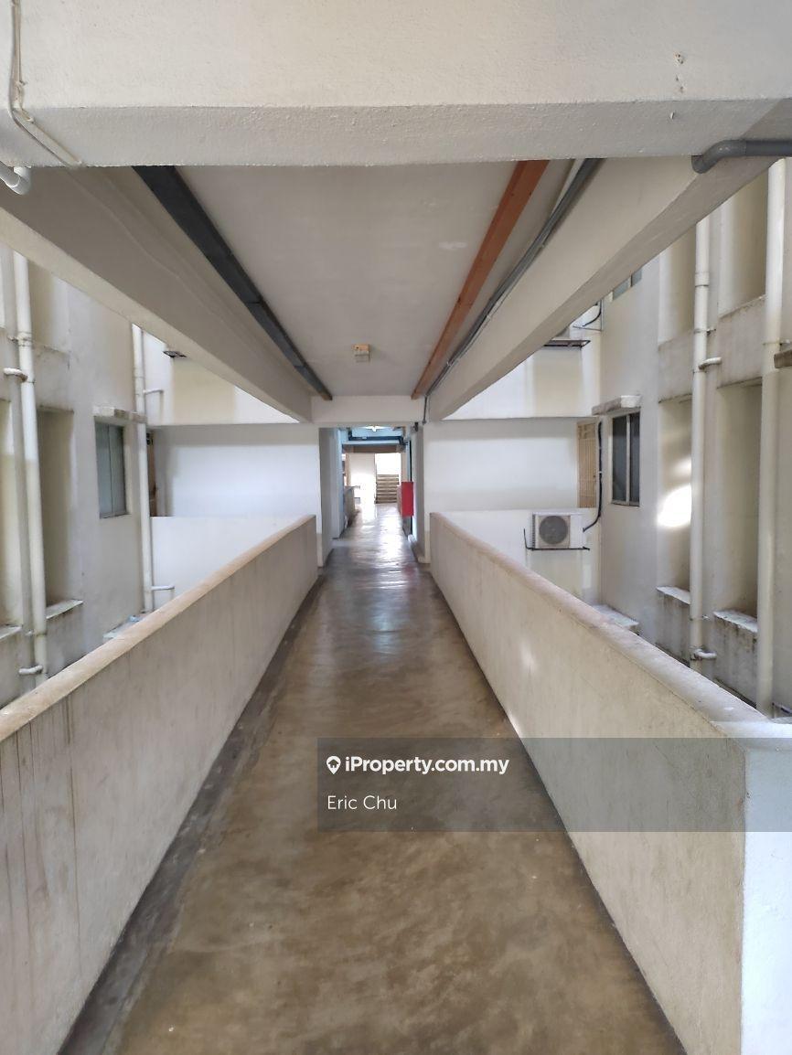 Apartment for Sale in Hijau Ria Kepong Indah by Eric Chu - iProperty.com.my