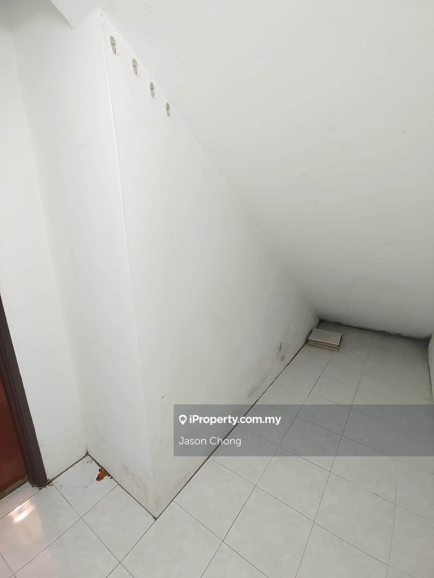 Rumah Berangkai 2 Tingkat untuk Dijual di Bandar Botanic, Klang oleh Jason Chong - iProperty.com.my